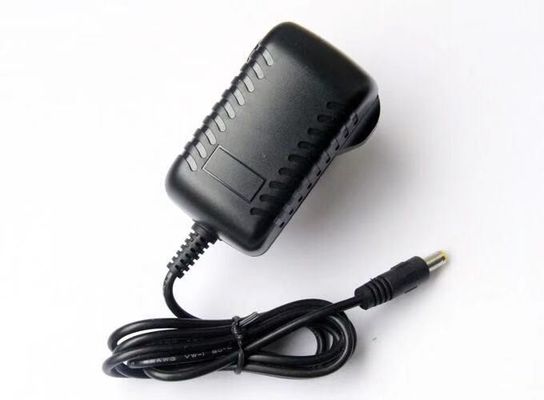 Adattatore di alimentazione AC DC 9v regolamentato UE 1A 2A 24w 2000ma 12v Alimentatore PSU
